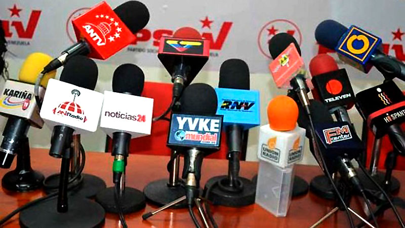 CNE acredita más de mil 300 profesionales