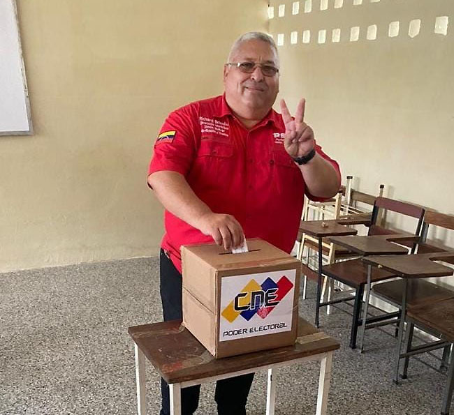 Concejales de la patria en Simón Bolívar