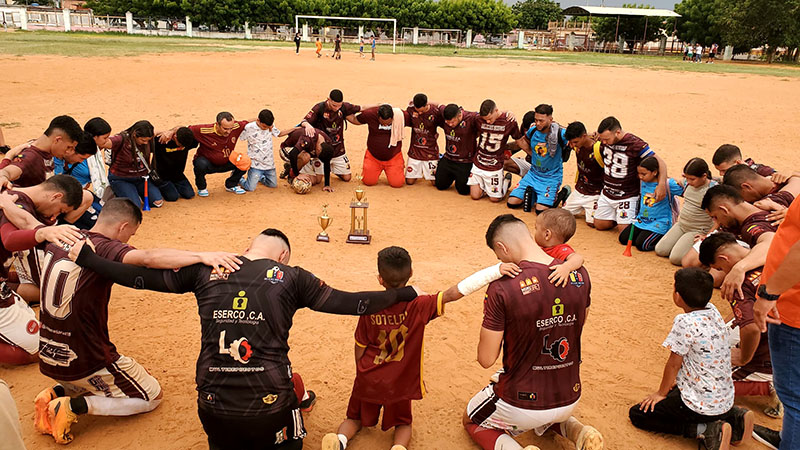 Delicias Nuevas campeón en fútbol Cabimas