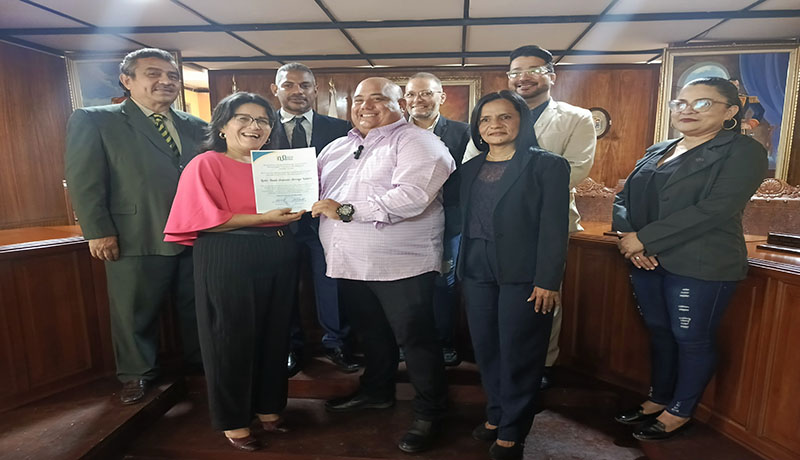 Concejo Municipal de Valmore Rodríguez homenajeó a los periodistas en su día