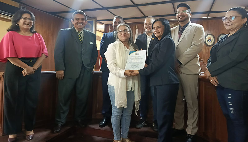 Concejo Municipal de Valmore Rodríguez homenajeó a los periodistas en su día