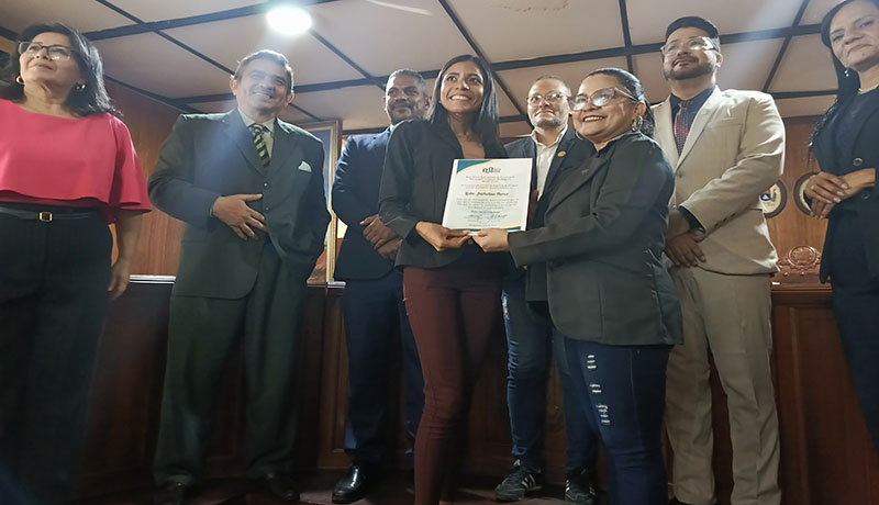 Concejo Municipal de Valmore Rodríguez homenajeó a los periodistas en su día