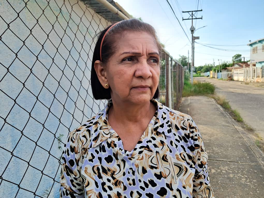 Vecinos de la calle Olivia en Cabimas colector