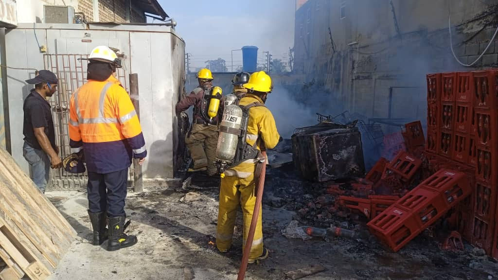 Incendio de cava en la H causó alarma