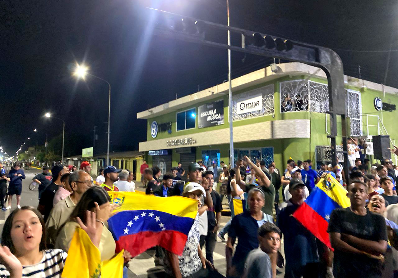 Personas salieron a manifestar en la carretera H de Cabimas