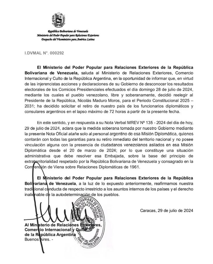 Venezuela da ultimátum a diplomáticos argentinos
