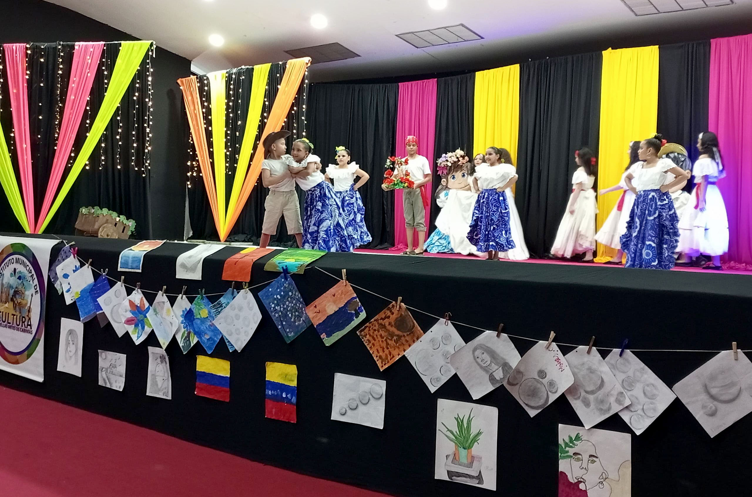 250 niños en Plan vacacional de la Casa de la Cultura