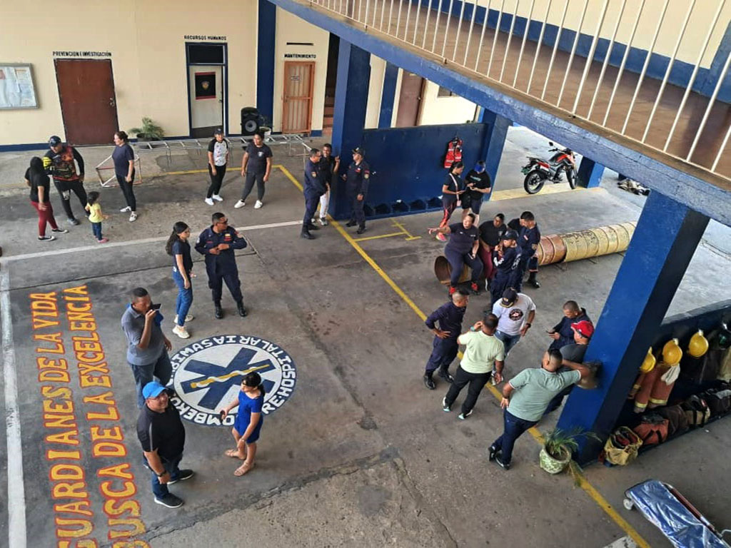 Acto de ascensos Bomberos de Cabimas el 30 de agosto