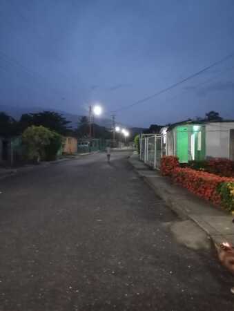 Alcaldía de Sucre fortaleció alumbrado público en el Sector Capiú Arriba (3)