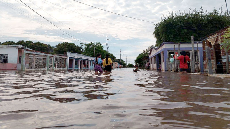 Inician despeje en Barranquitas por inundaciones