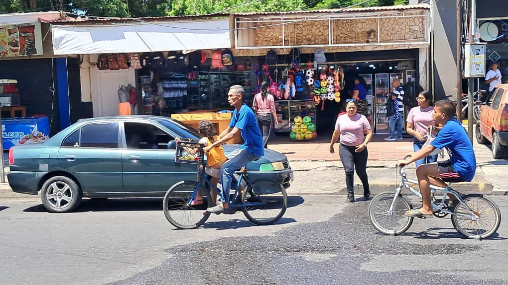 Comercios en Cabimas abrieron sus puertas con normalidad