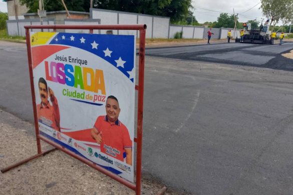 Continúa la recuperación vial del municipio Jesús Enrique Lossada asfaltado