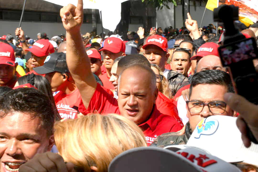 Pueblo revolucionario se moviliza en Caracas