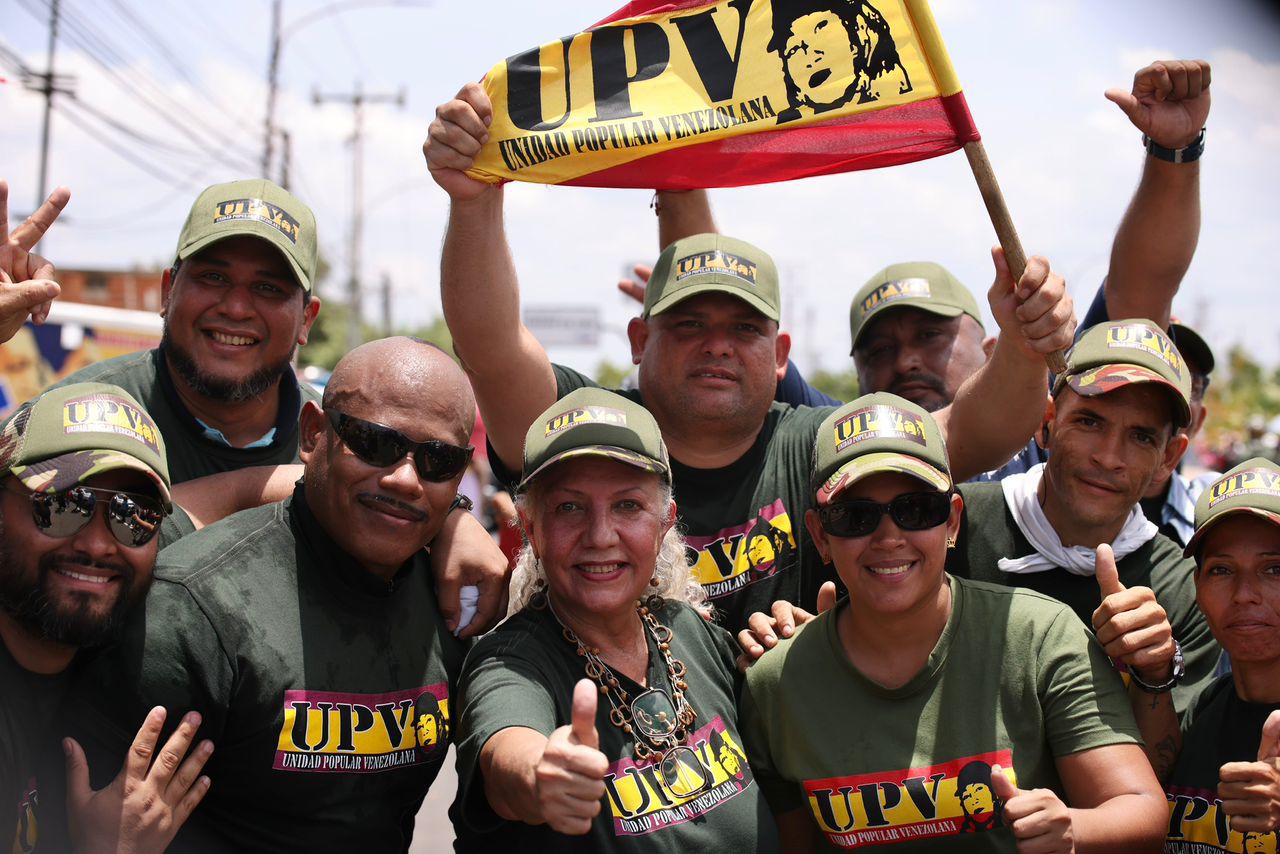 El pueblo zuliano marcha en favor del presidente Maduro