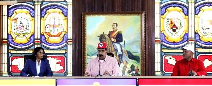 Maduro ratifica a Delcy Rodríguez en la vicepresidencia