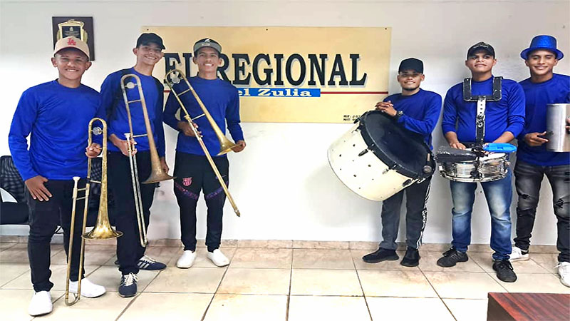 "Son de la KY" muestra su talento en la COL