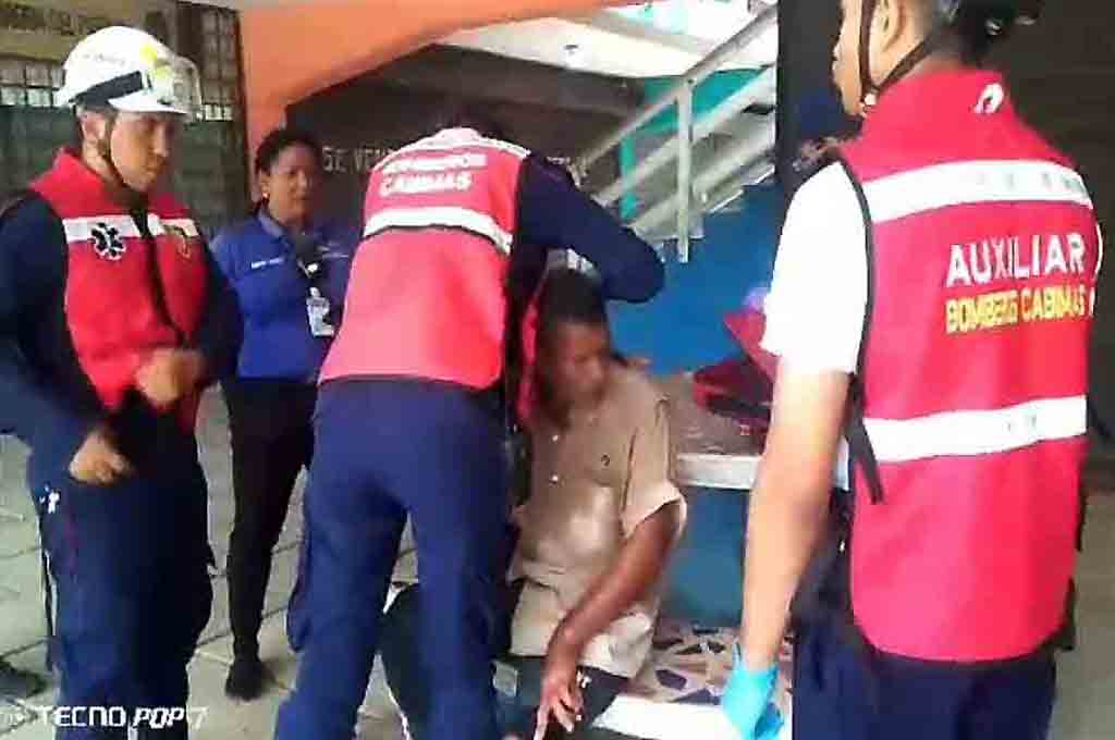 Hombre cayó dentro de una tanquilla