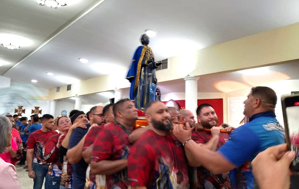 Imagen de San Benito visitó la iglesia San José