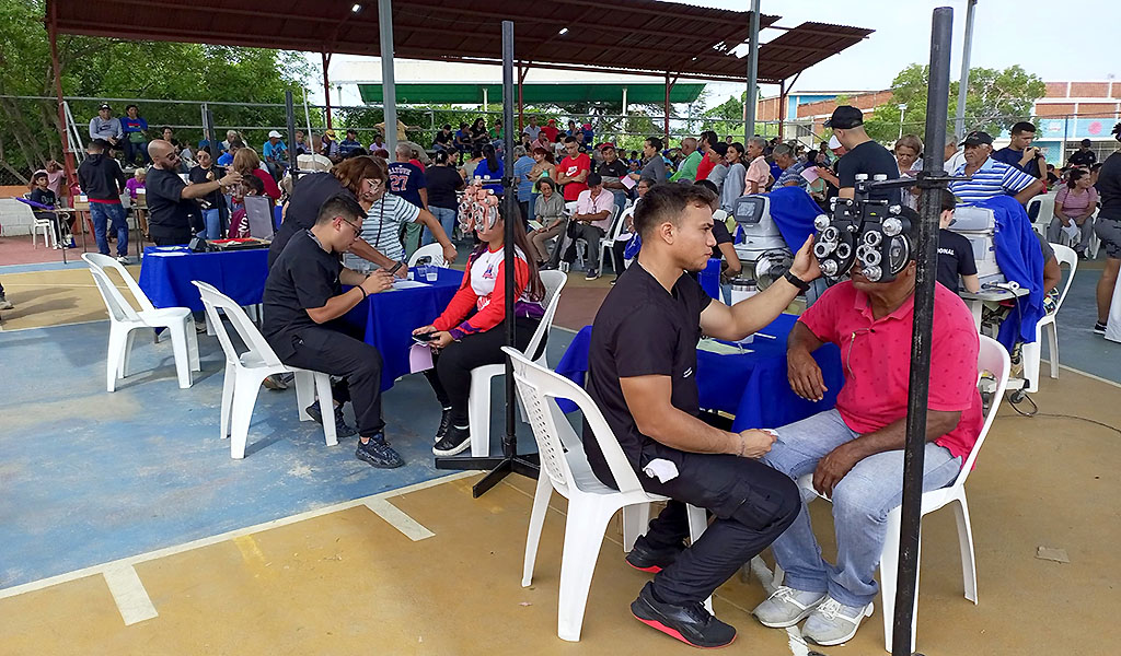 Más de 800 personas atendidas en programa Con Buenos Ojos
