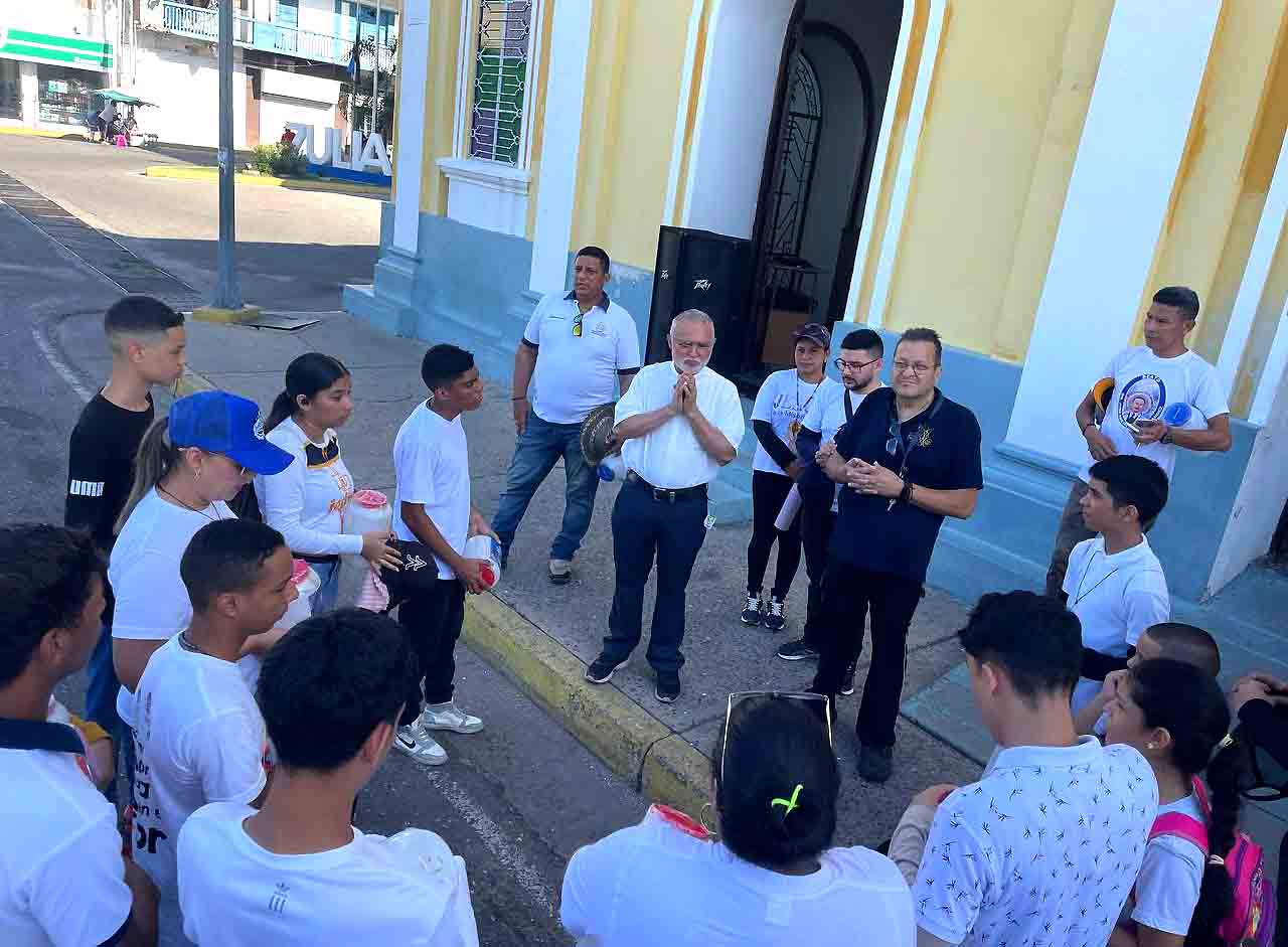 Potazo Rosareño en Cabimas inició con total éxito