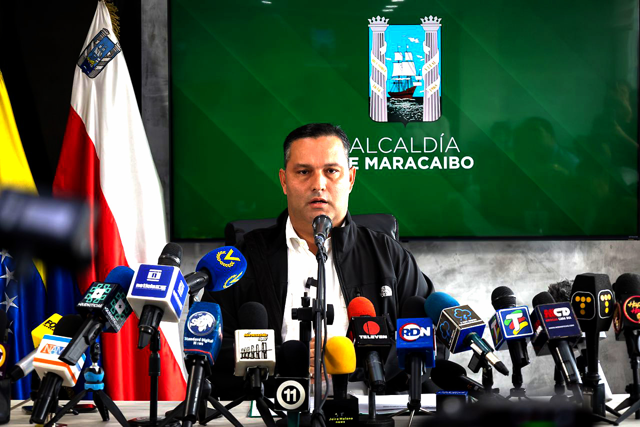 Adrián Romero cambios en su gabinete