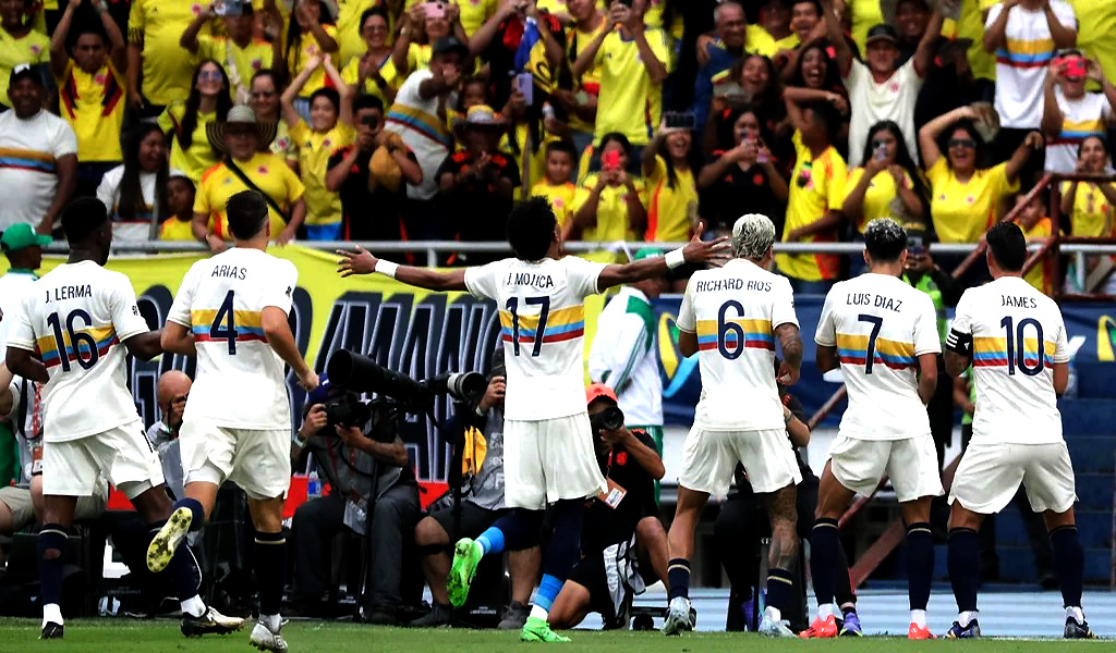 Colombia golea a Chile 4 a 0 y queda con un pie en el Mundial de 2026