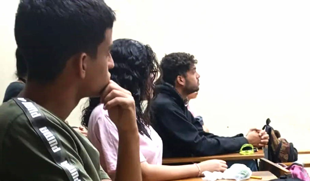 Dictan taller introductorio en oratoria Santiago Mariño