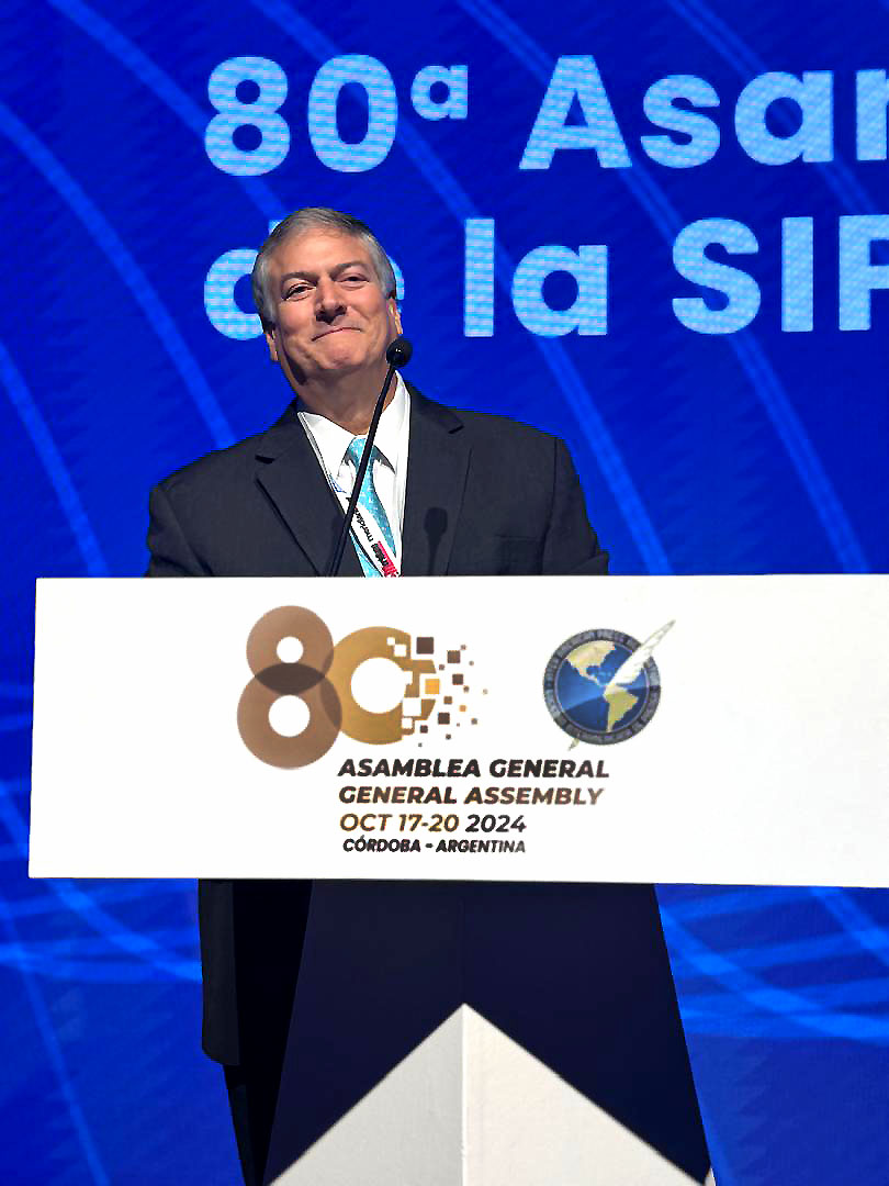 Gilberto Urdaneta Finol en 80ª Asamblea General de la SIP
