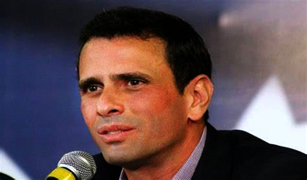 Política.- El dirigente político Henrique Capriles Radonski dijo que, al parecer, los presidentes de Brasil y Colombia, Luiz Inácio Lula da Silva y Gustavo Petro, respectivamente, “tiraron la toalla” con respecto a Venezuela, esto a propósito de que los mandatarios no han seguido insistiendo en que el Consejo Nacional Electoral presente las actas de los resultados electorales.