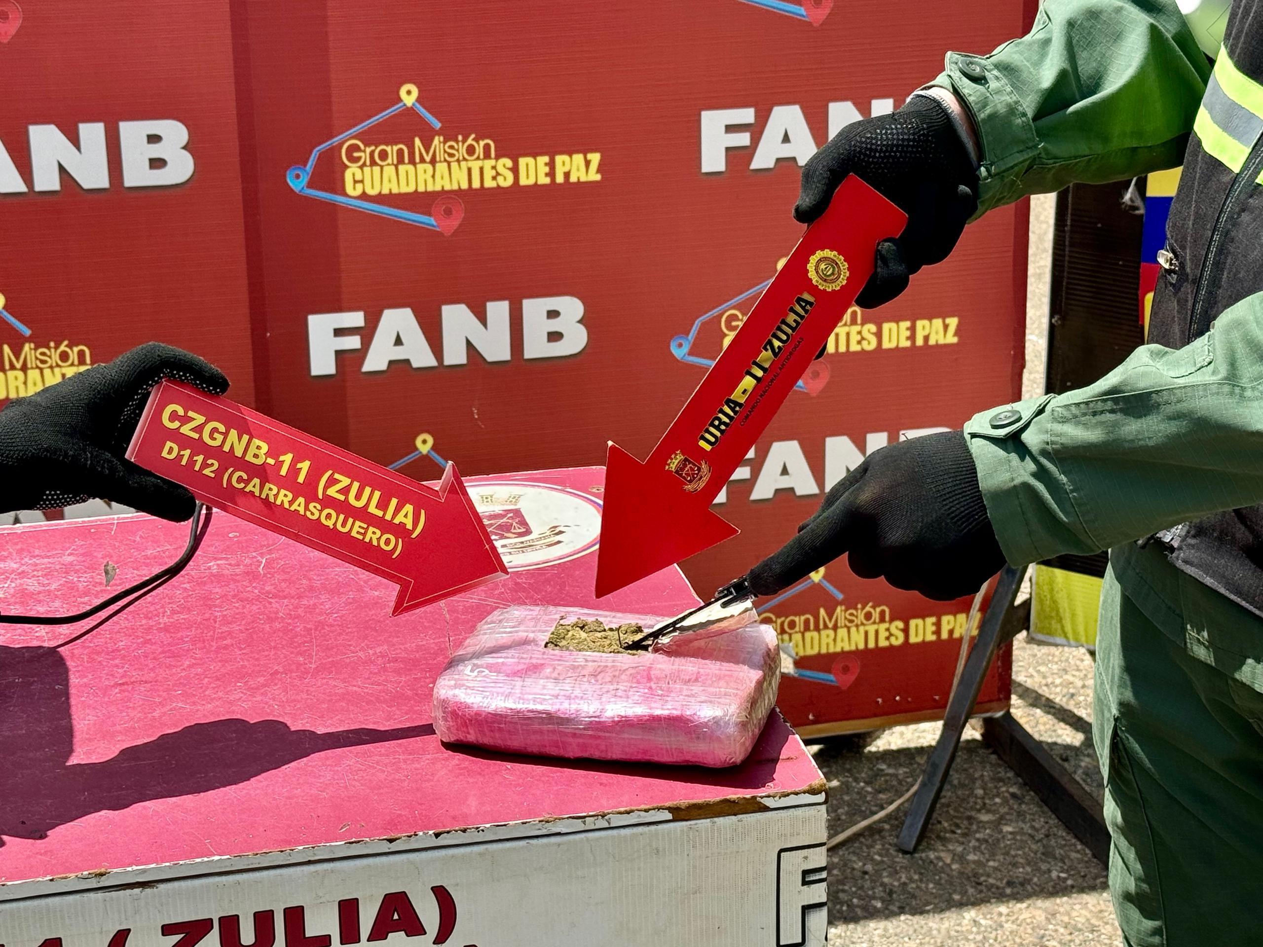 Incautan en Mara 12 panelas y 43 dosis de marihuana 