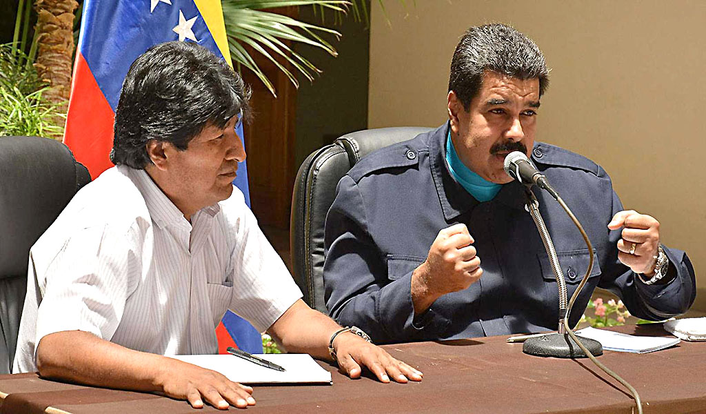 Presidente Maduro rechaza intento de asesinato contra Evo Morales