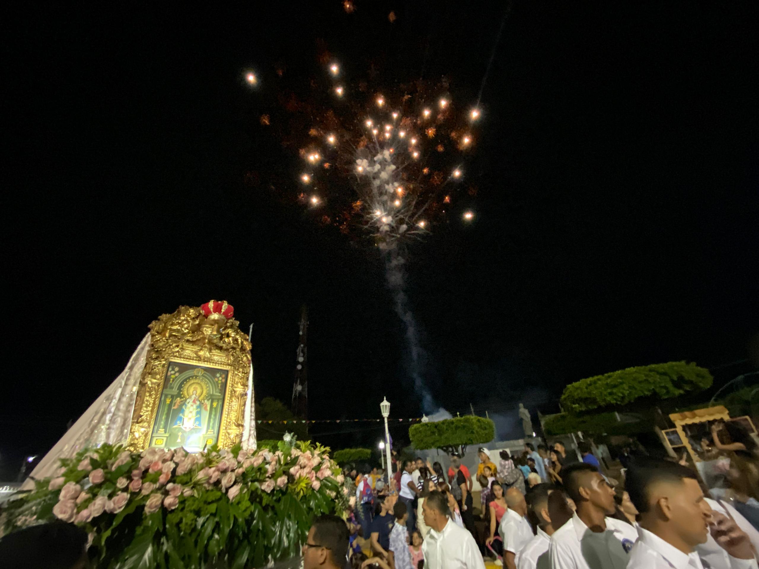 Retablo de la Virgen del Rosario de Aránzazu en Santa Rita