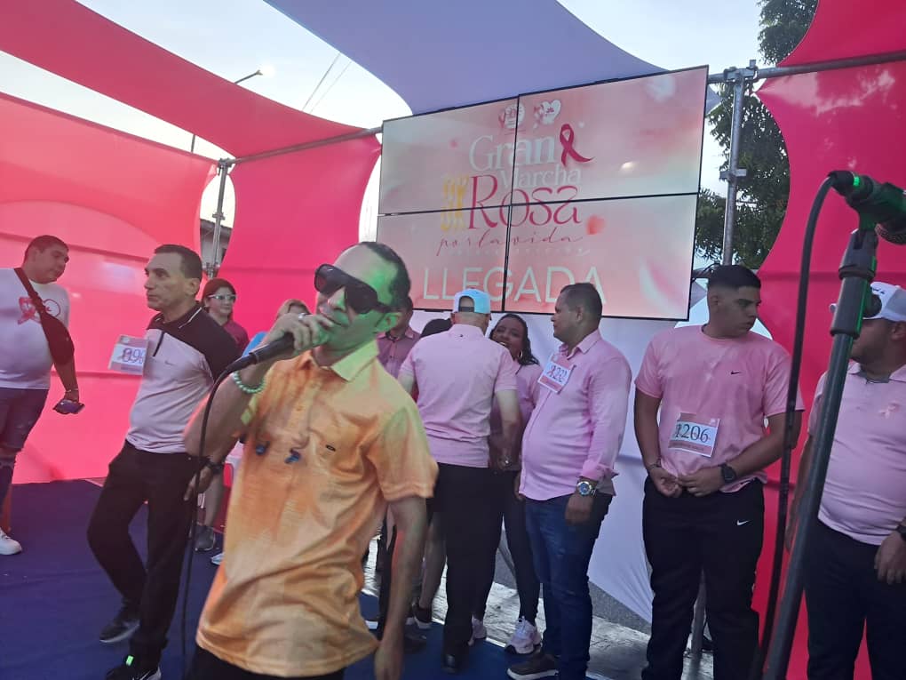 Marcha Rosa 3K Por la Vida en Cabimas