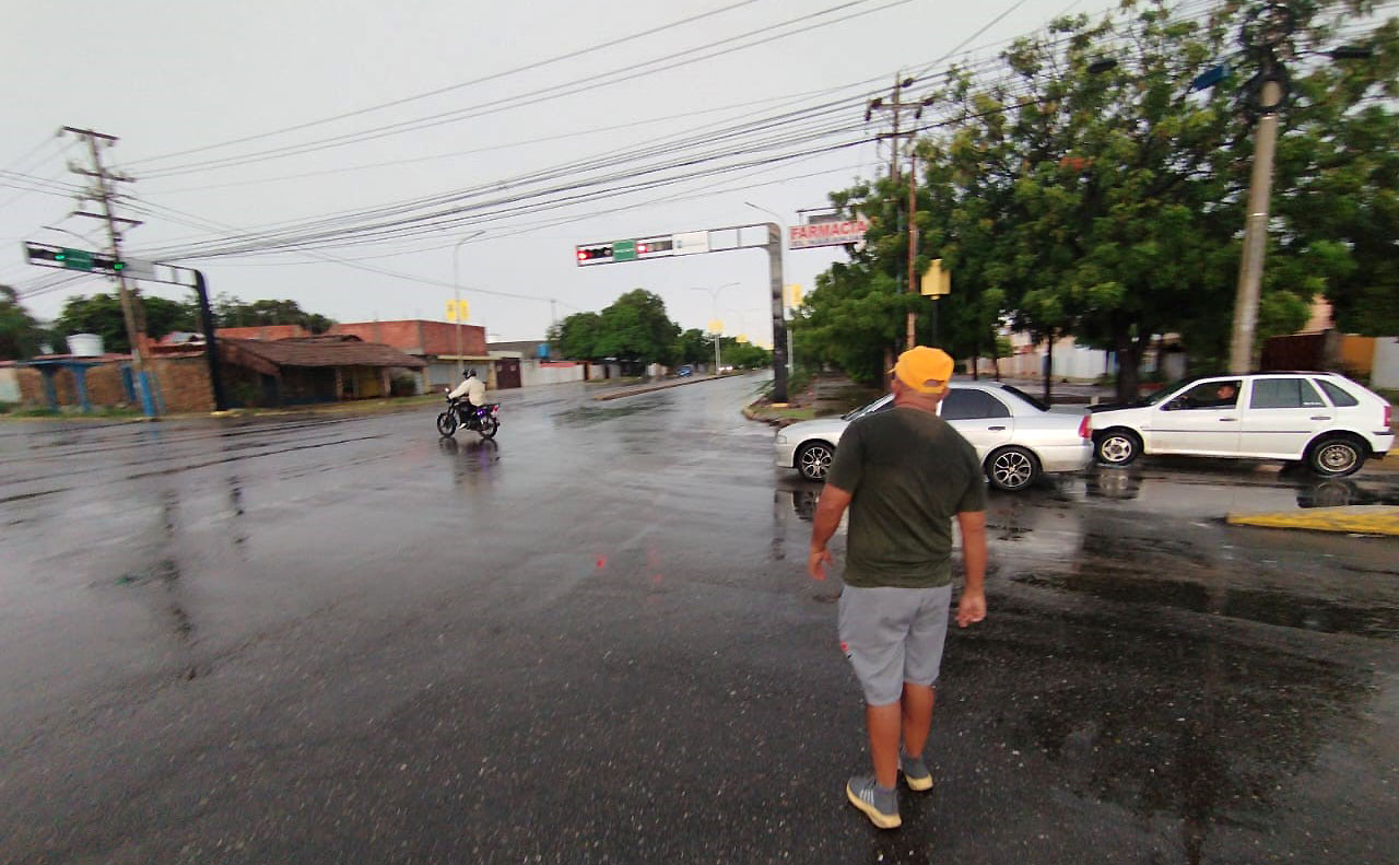 Aguacero de más 3 horas colapsó Maracaibo
