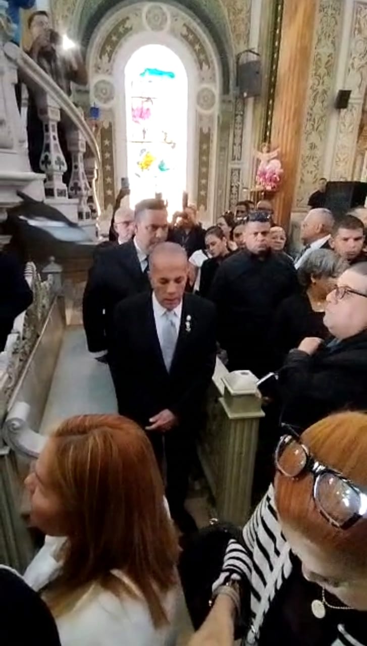 Emotiva misa a Danelo Badell en La Basílica