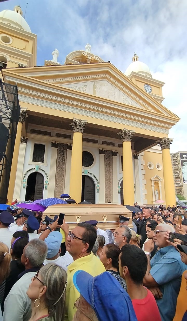 Emotiva misa a Danelo Badell en La Basílica