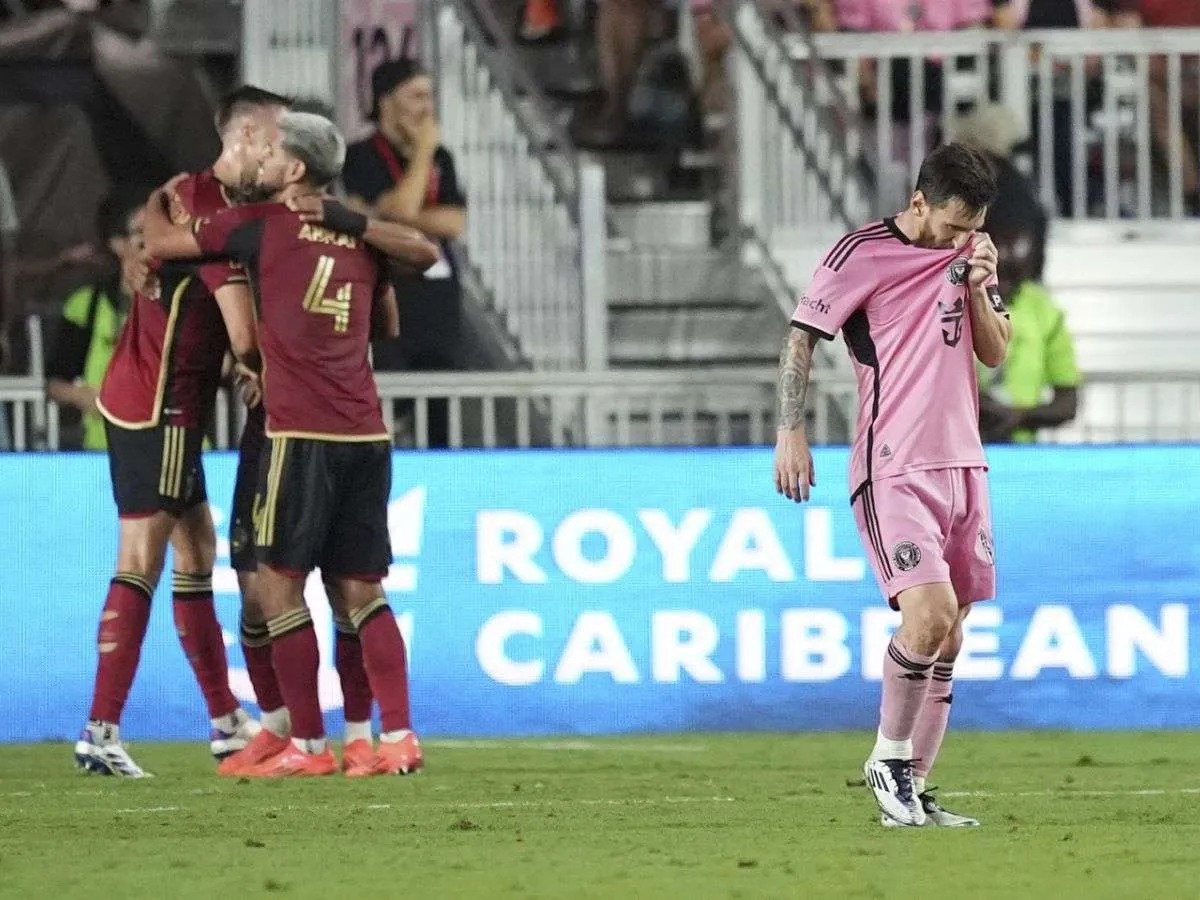 Deportes.- No habrá Copa de la MLS para Lionel Messi y el Inter Miami este año. Atlanta United se encargó de romperles los sueños de coronación con una sorprendente victoria que eliminó al jugador más laureado del fútbol.