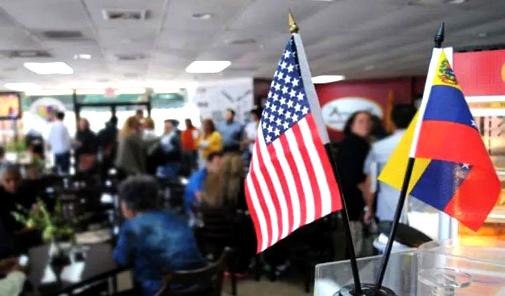 Nueva York eliminó programa que otorgaba vales a migrantes para comprar comida