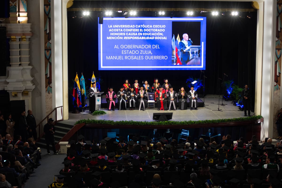 Rosales en su honoris causa