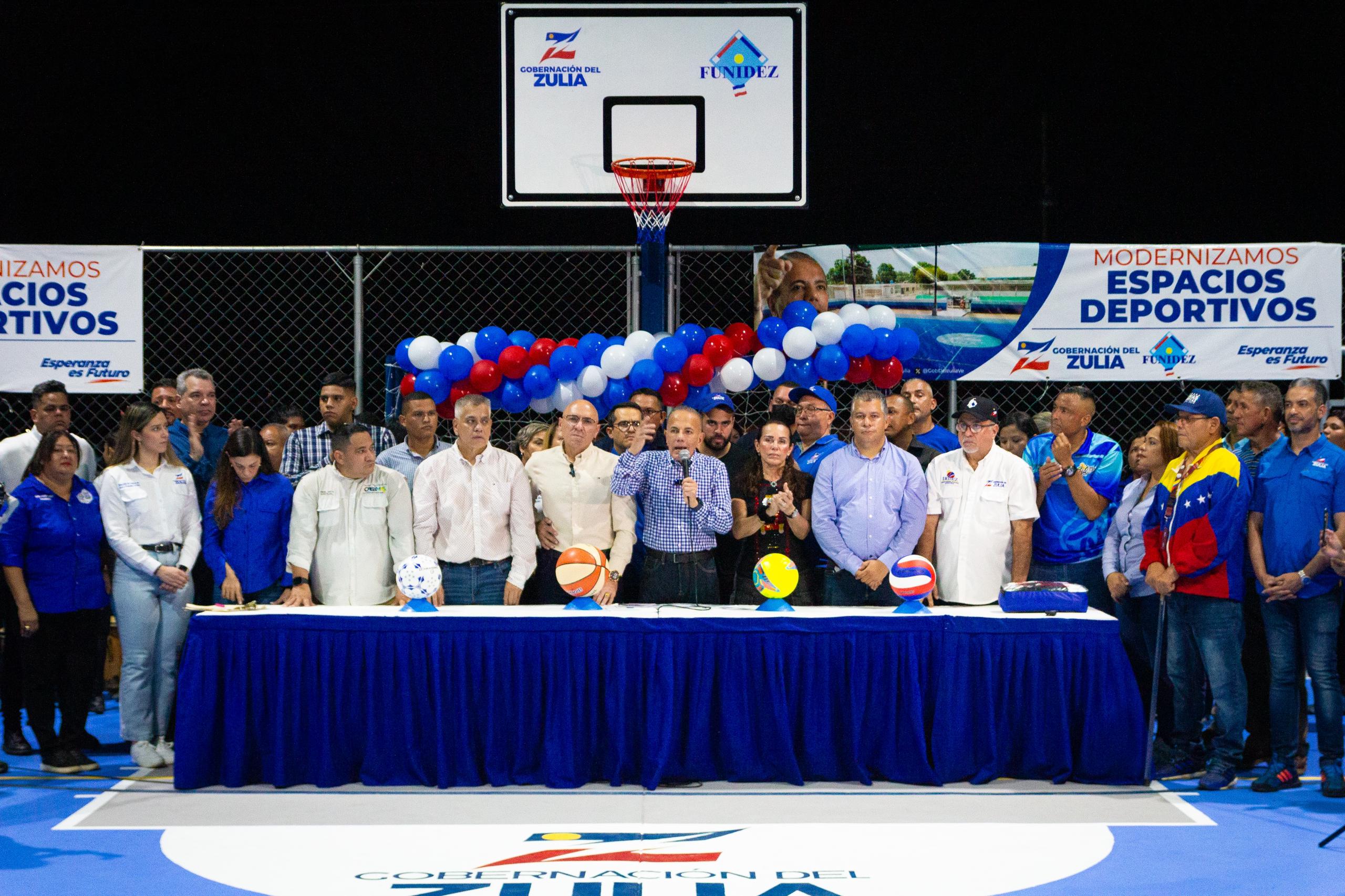 Rosales inaugura Cancha de Usos Múltiples Cabimas 