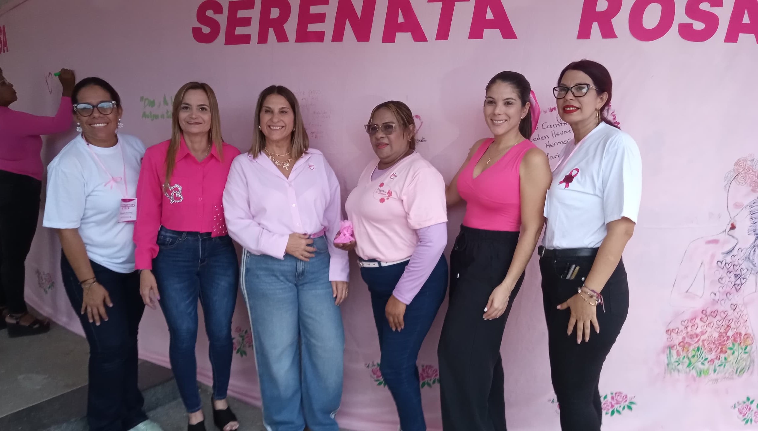 Serenata Rosa en Lagunillas 