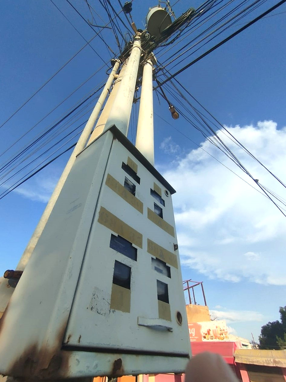 20 familias de la urbanización "La Victoria" de Maracaibo tienen 24 días sin electricidad