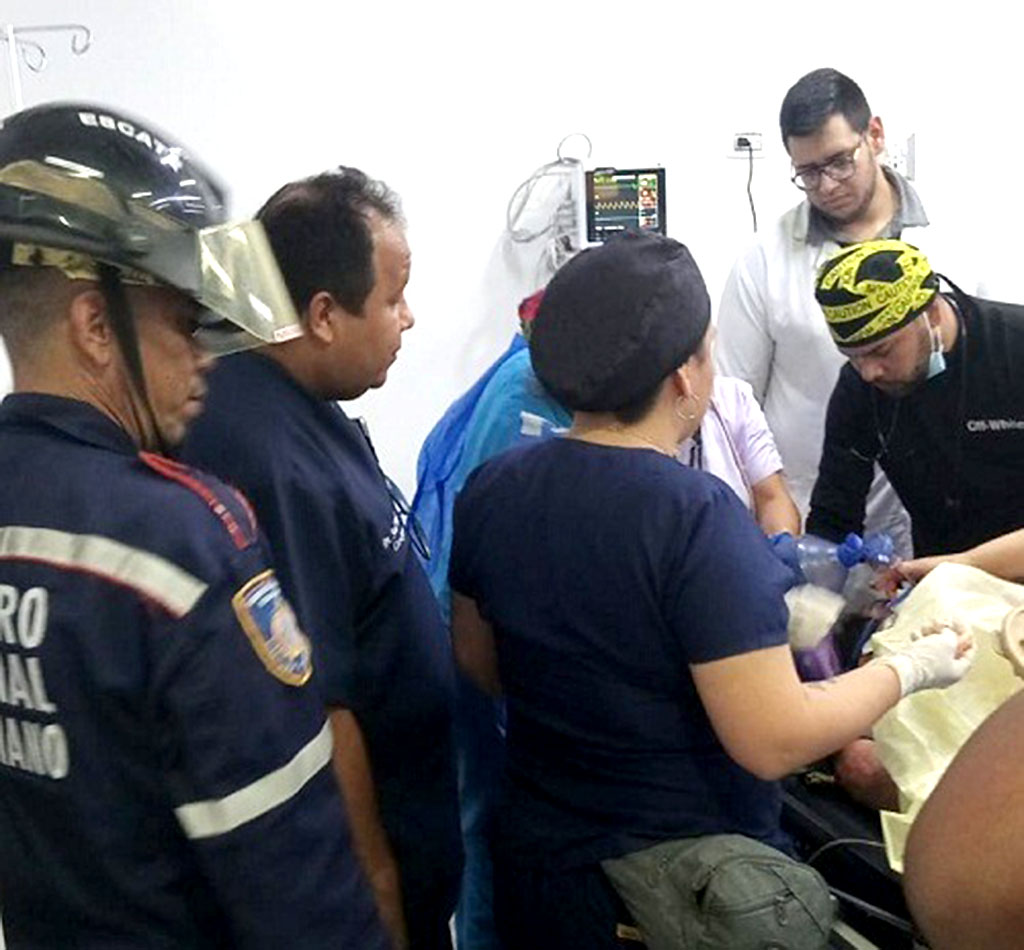 Vuelco en la Coro-Punto Fijo deja una dama fallecida y seis lesionados