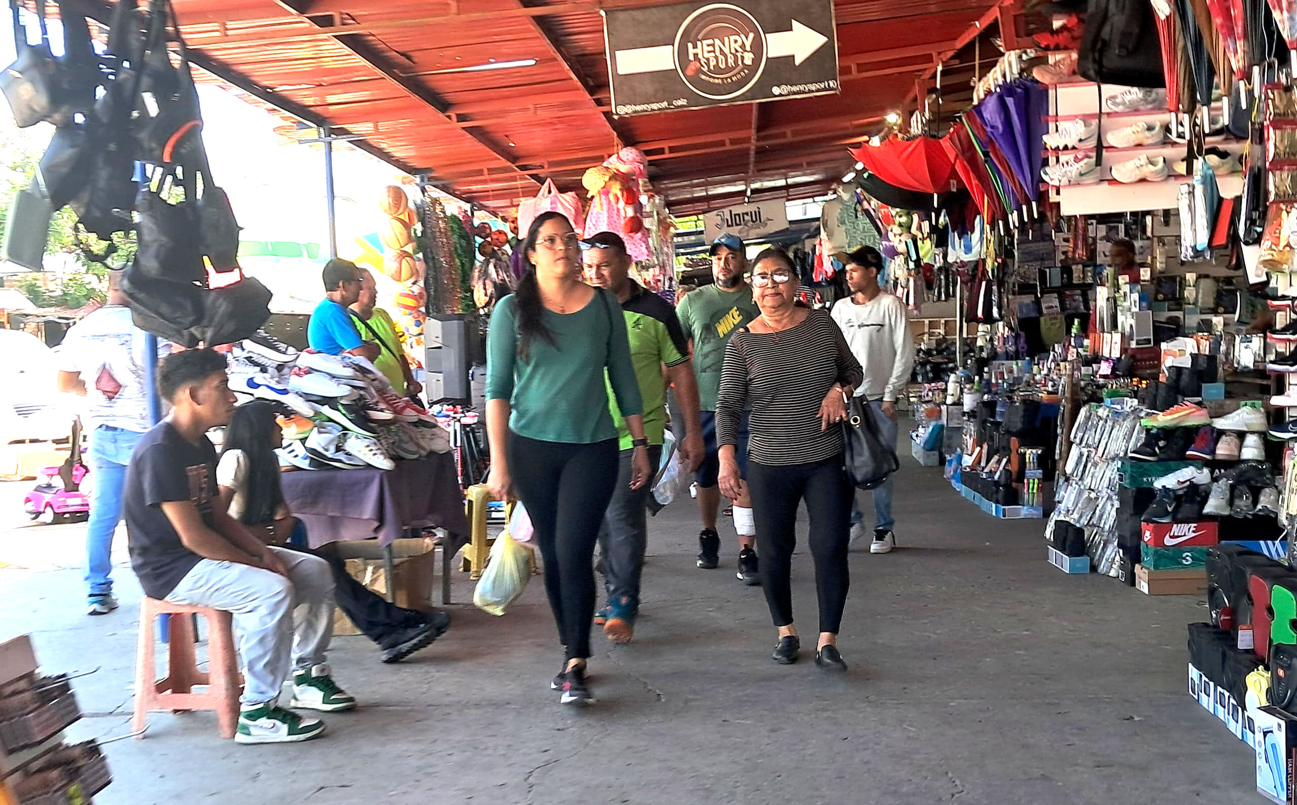 Compras navideñas en Cabimas
