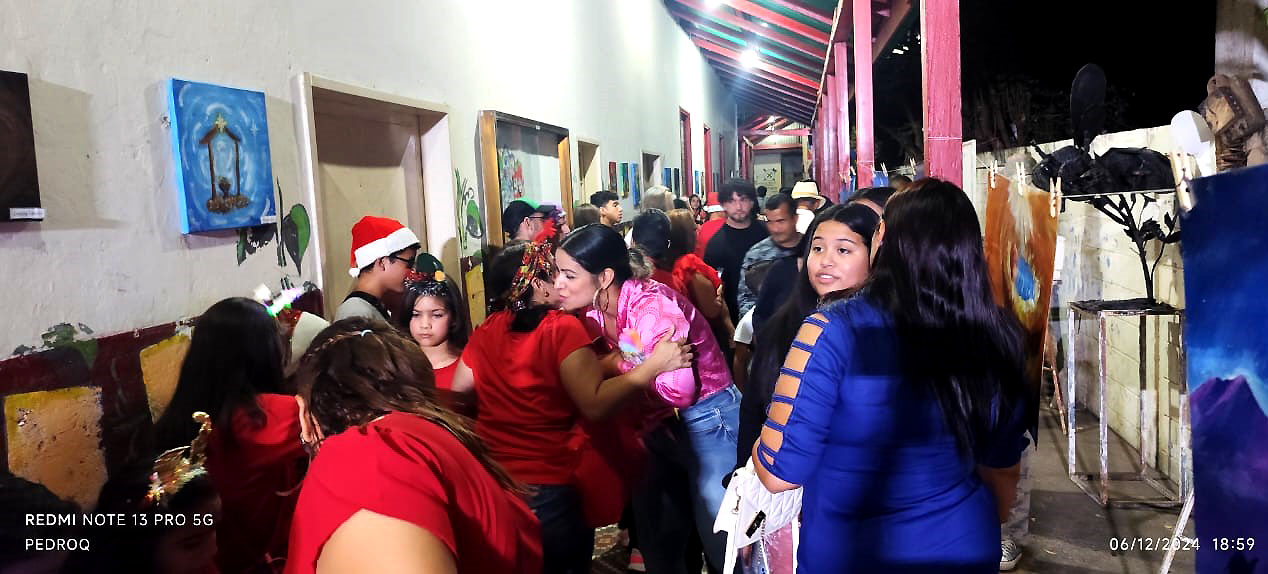 Escuela Pedro Oporto "Nacimiento Luz y Poesía"  