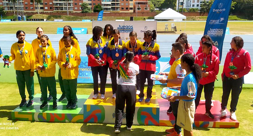 Estudiante zuliana gana medalla de oro 