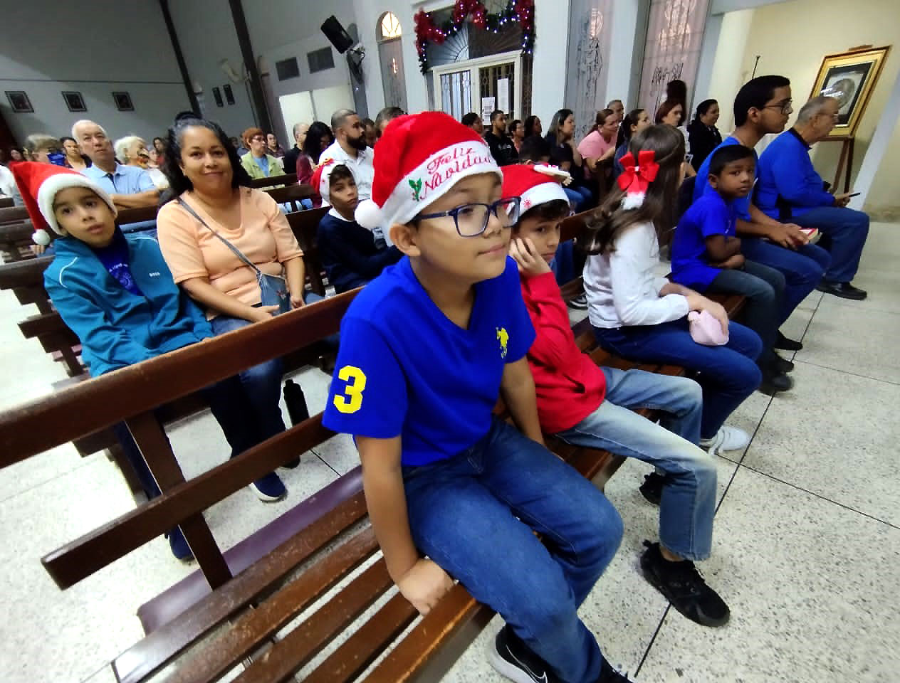 Feligreses inician las Misas de Aguinaldo en cada parroquia de Maracaibo