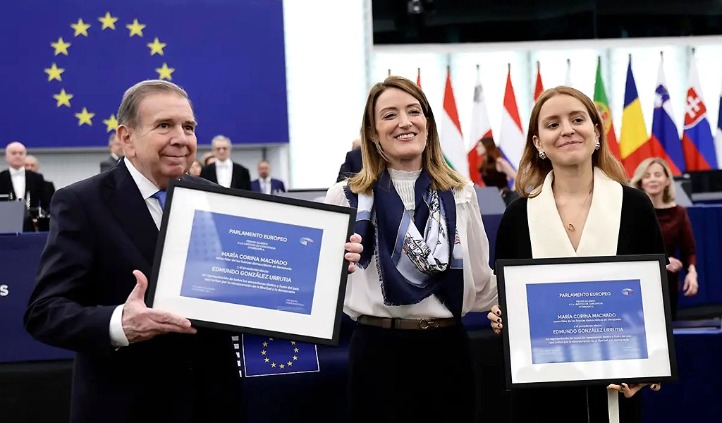 González Urrutia al recibir el Premio Sájarov 