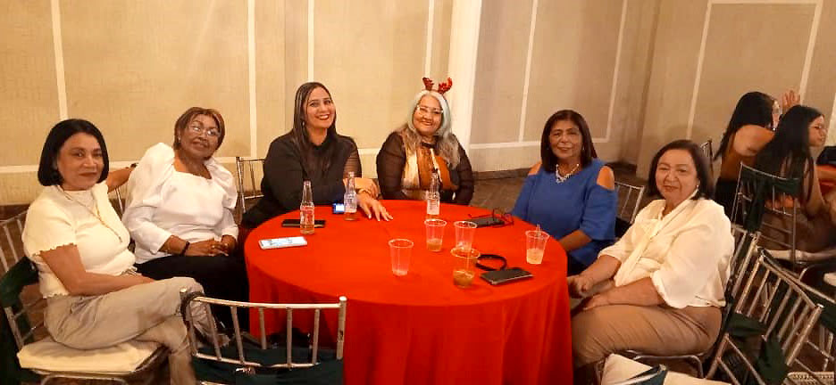 Periodistas de la COL celebró su fiesta navideña