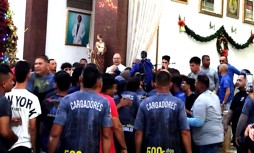 San Benito regresó a su altar